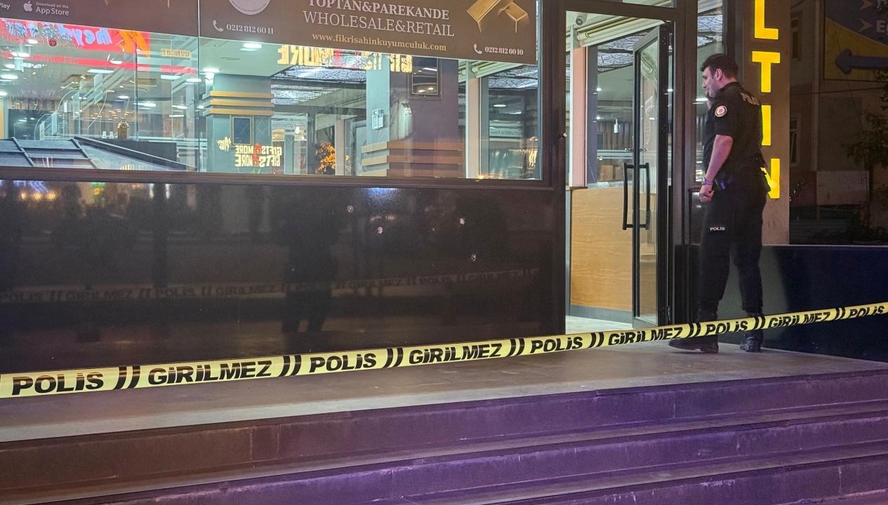 beylikduzunde kuyumcuya silahli saldiri 6ivVDHaF