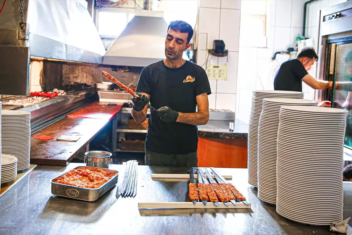 adanada 24 saat lezzet yolculugu iLrBpmhp