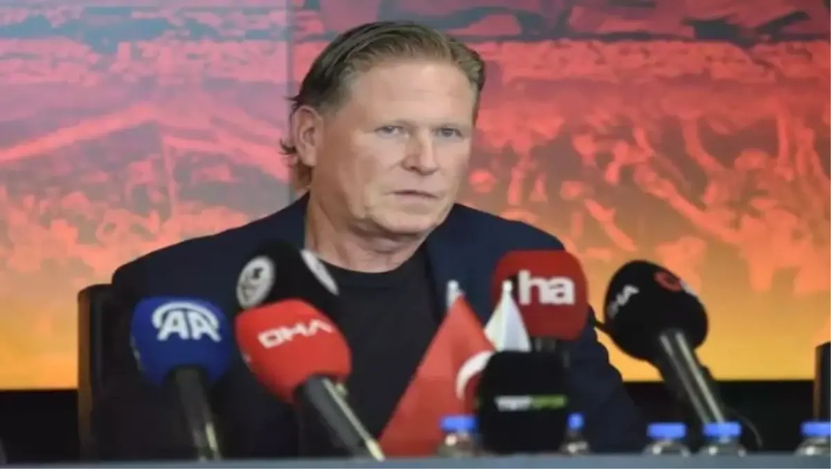 kayserispor 11 sezonda 21 teknik direktor degistirdi TPgsH9nt.jpg