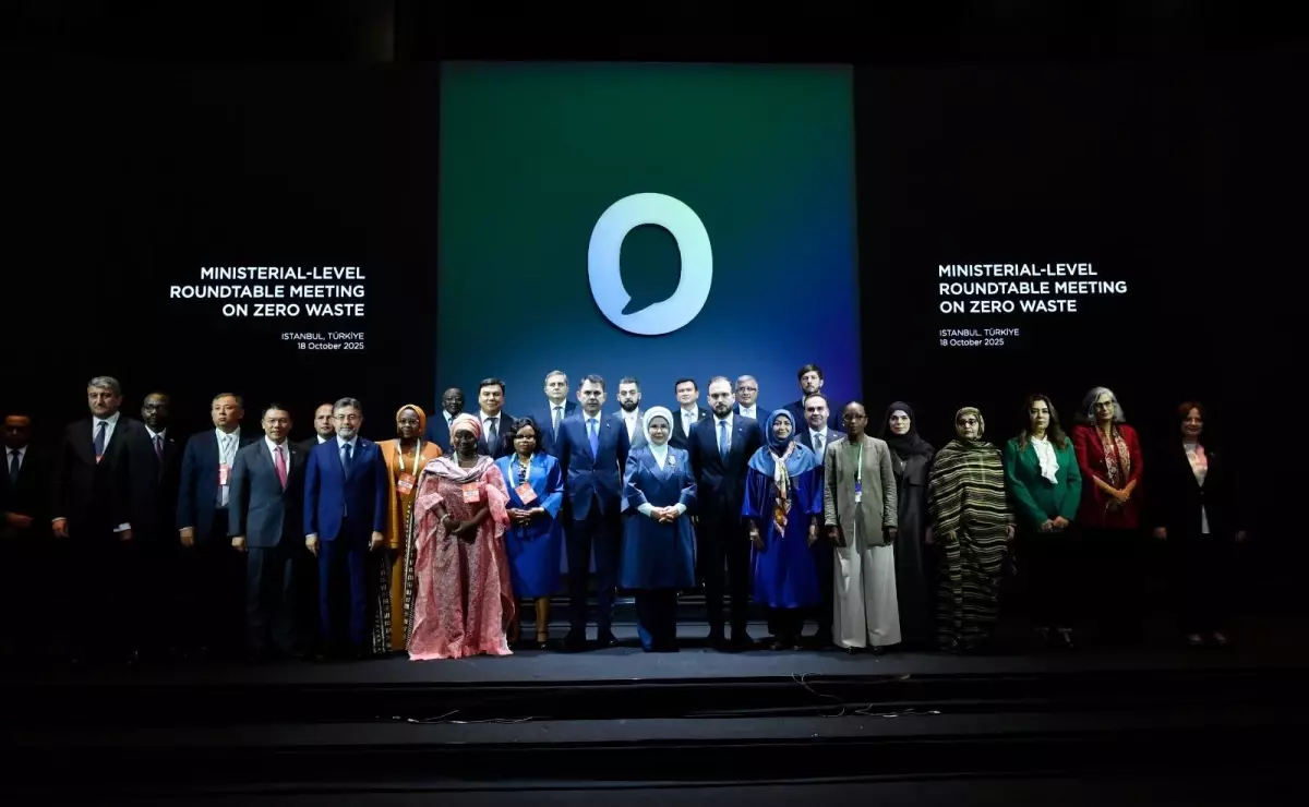 sifir atik forumu istanbulda acildi gVayN4Tl.jpg