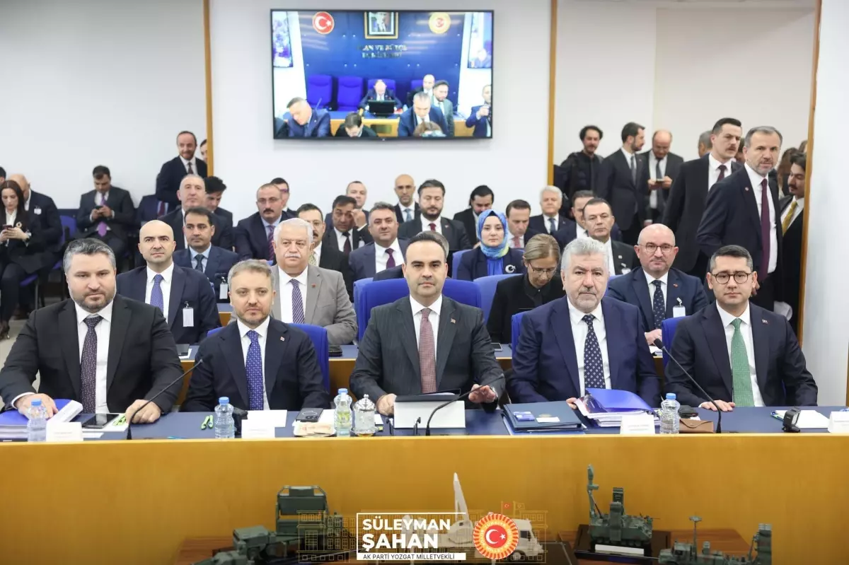 bakan kacir turkiye ekonomisi kesintisiz buyumesini 20 ceyrektir surduruyor SQr6sKDf.jpg