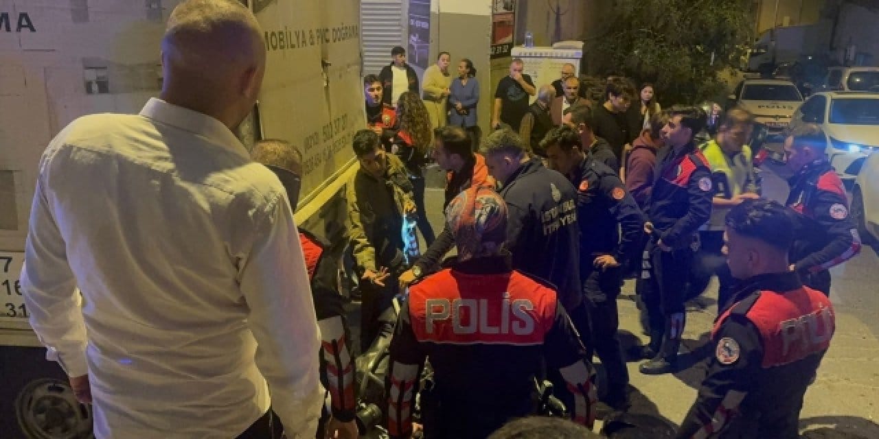 kucukcekmecede motosiklet kazasi 2 polis yarali MCaY7IqW.jpg
