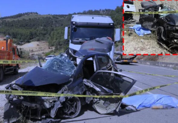 tir-ile-otomobil-birbirine-girdi-2-olu-var-5aWvSzOK